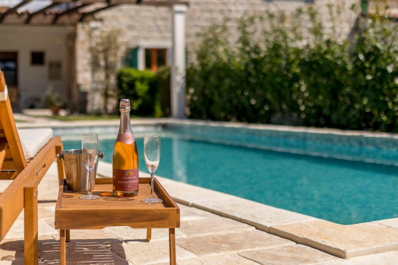Villa Draga Paradise Pool Villa In Split Solin Exterior photo