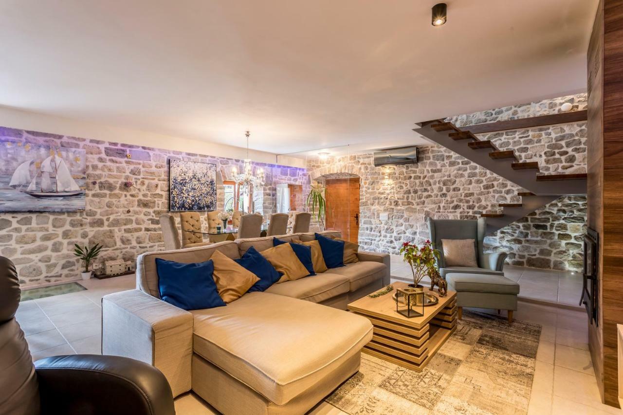 Villa Draga Paradise Pool Villa In Split Solin Exterior photo